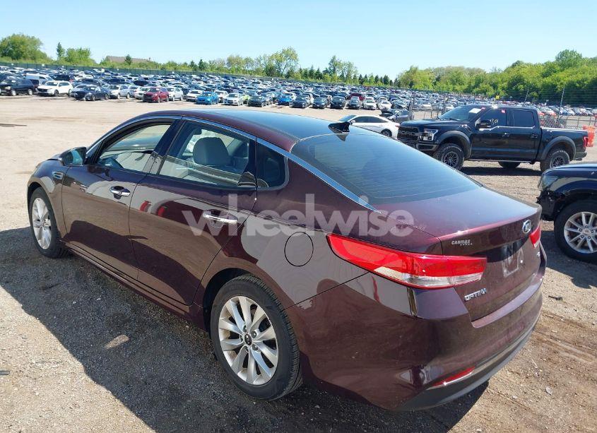 Photo 3 of 2016 Kia Optima EX (VIN 5XXGU4L38GG005052)