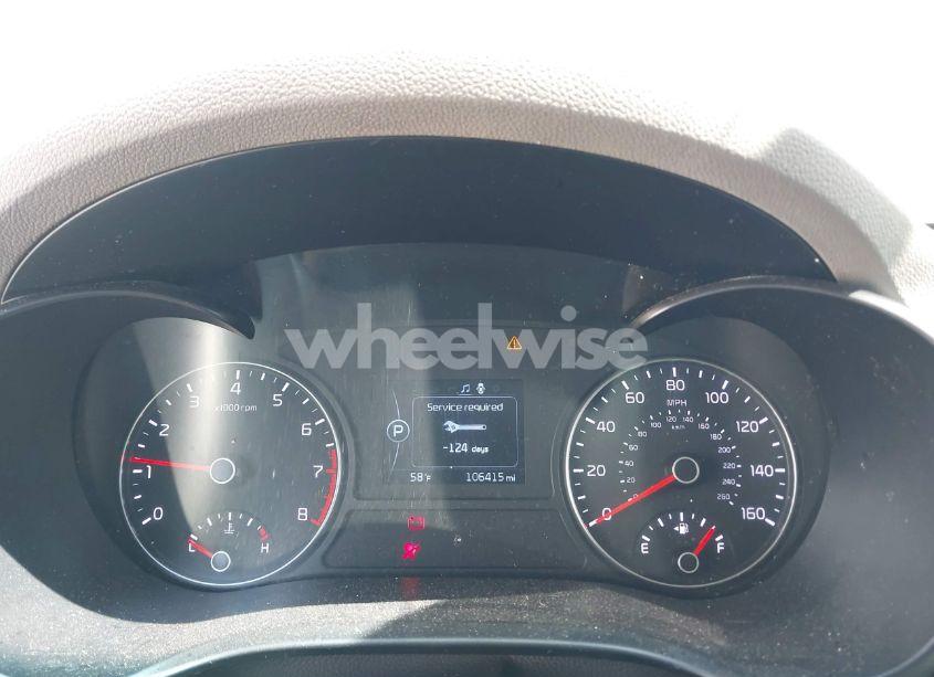 Photo 7 of 2016 Kia Optima EX (VIN 5XXGU4L38GG005052)