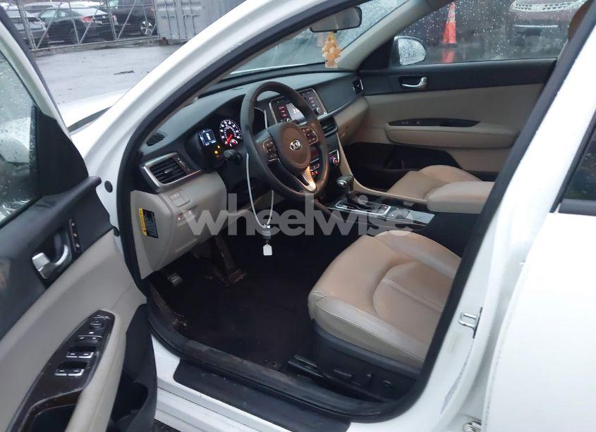 Photo 5 of 2016 Kia Optima EX (VIN 5XXGU4L38GG005892)