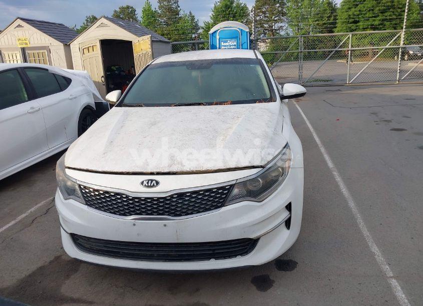 Photo 12 of 2016 Kia Optima EX (VIN 5XXGU4L38GG008436)