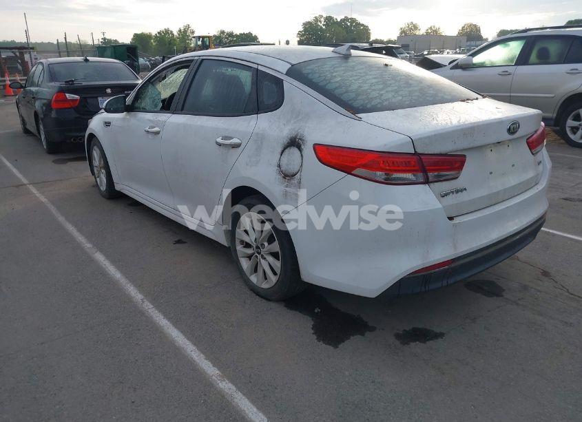 Photo 3 of 2016 Kia Optima EX (VIN 5XXGU4L38GG008436)