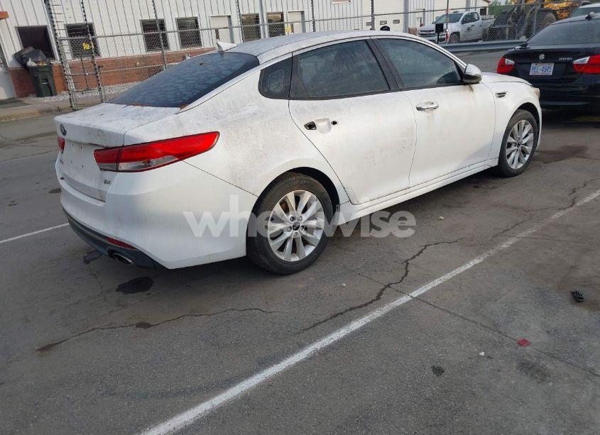 Photo 4 of 2016 Kia Optima EX (VIN 5XXGU4L38GG008436)