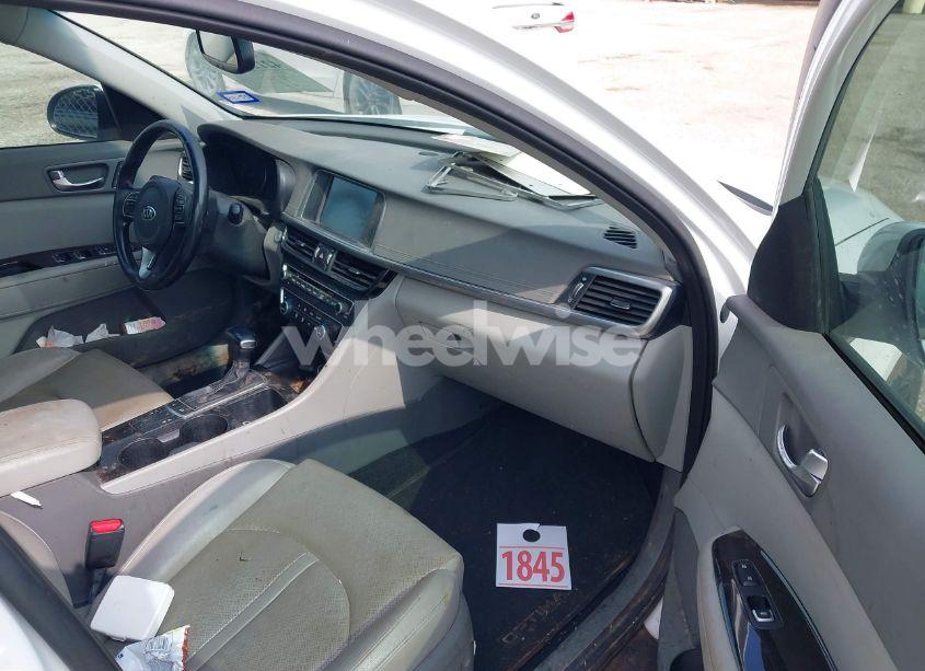 Photo 5 of 2016 Kia Optima EX (VIN 5XXGU4L38GG013197)