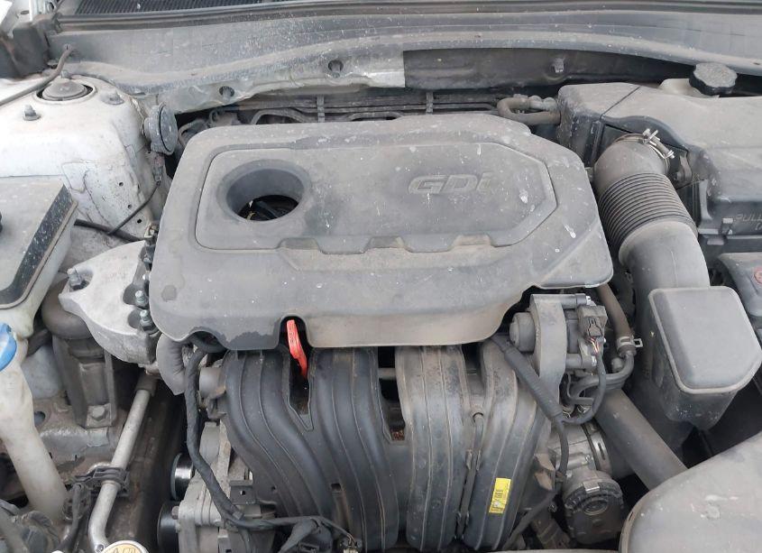 Photo 10 of 2016 Kia Optima EX (VIN 5XXGU4L38GG040402)