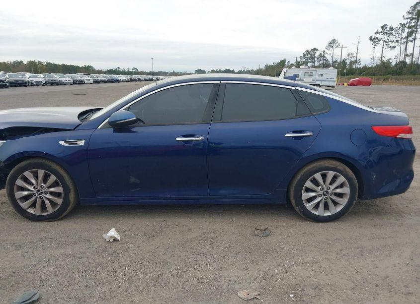 Photo 14 of 2016 Kia Optima EX (VIN 5XXGU4L38GG093312)