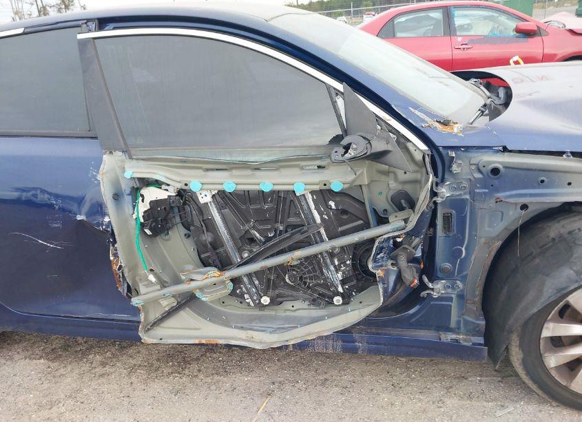 Photo 18 of 2016 Kia Optima EX (VIN 5XXGU4L38GG093312)