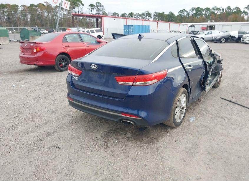 Photo 4 of 2016 Kia Optima EX (VIN 5XXGU4L38GG093312)