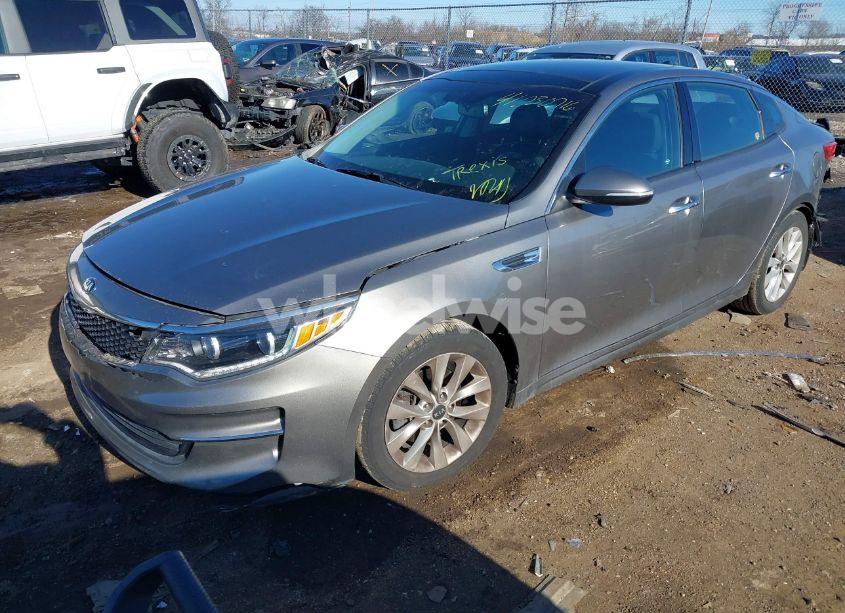 Photo 2 of 2016 Kia Optima EX (VIN 5XXGU4L38GG101019)