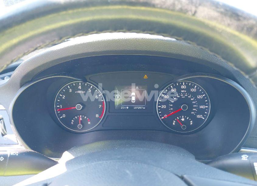 Photo 7 of 2016 Kia Optima EX (VIN 5XXGU4L38GG101019)