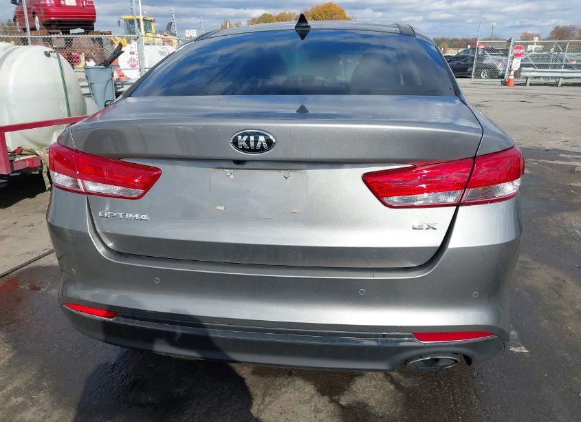 Photo 16 of 2017 Kia Optima EX (VIN 5XXGU4L38HG129517)