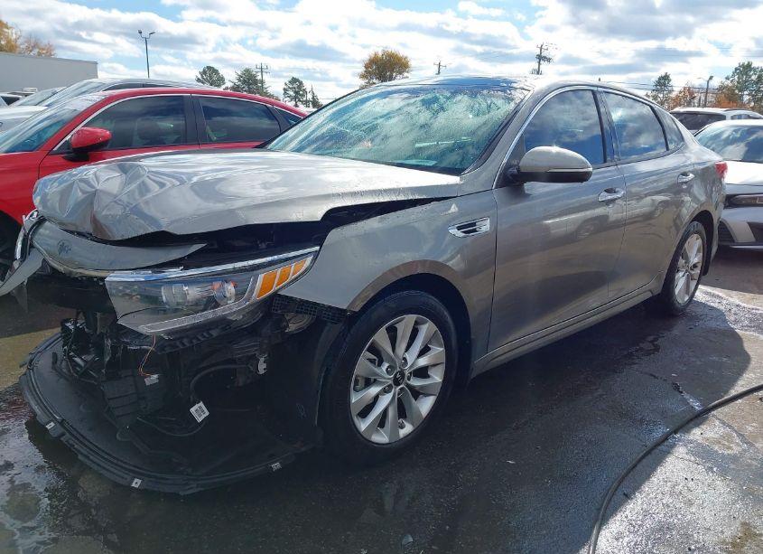 Photo 2 of 2017 Kia Optima EX (VIN 5XXGU4L38HG129517)