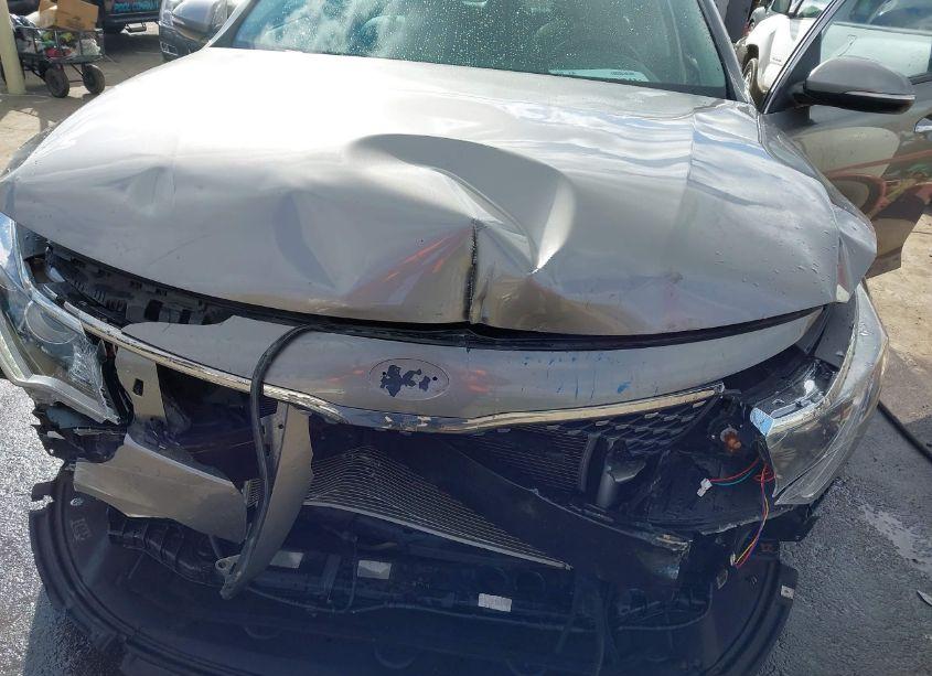 Photo 6 of 2017 Kia Optima EX (VIN 5XXGU4L38HG129517)