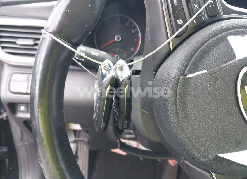 Photo 11 of 2017 Kia Optima EX (VIN 5XXGU4L38HG135737)