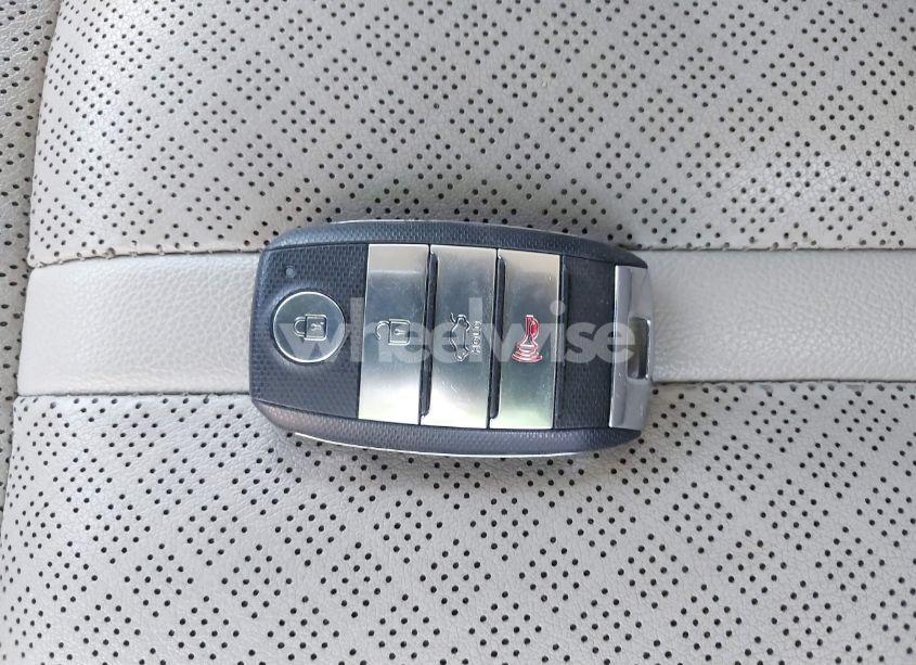 Photo 11 of 2018 Kia Optima EX (VIN 5XXGU4L38JG187956)