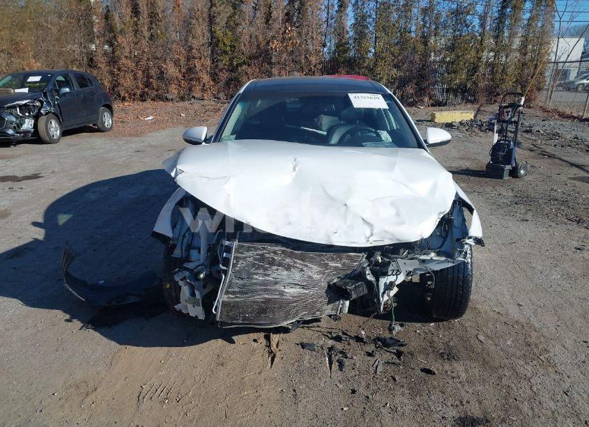 Photo 12 of 2018 Kia Optima EX (VIN 5XXGU4L38JG192817)