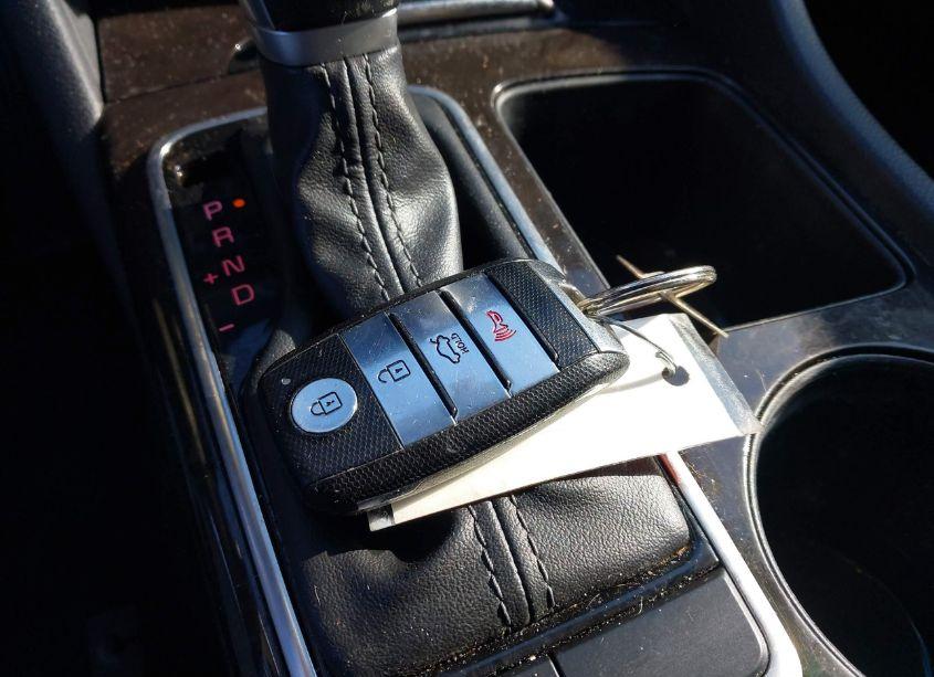 Photo 11 of 2018 Kia Optima EX (VIN 5XXGU4L38JG222642)