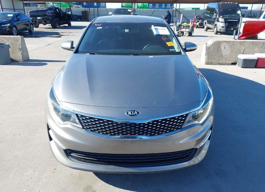 Photo 12 of 2018 Kia Optima EX (VIN 5XXGU4L38JG222642)
