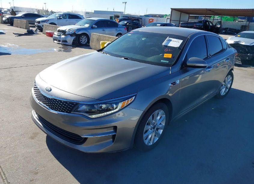 Photo 2 of 2018 Kia Optima EX (VIN 5XXGU4L38JG222642)