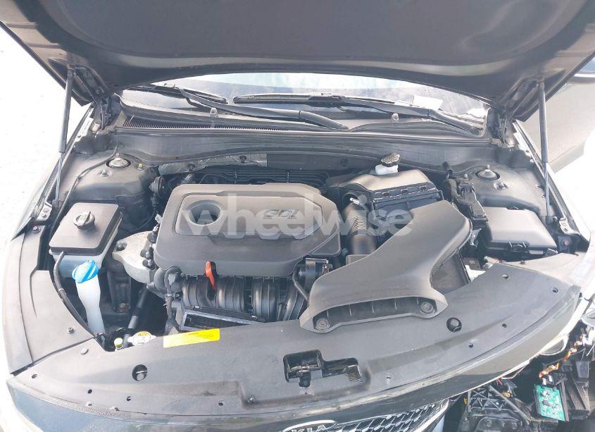 Photo 10 of 2016 Kia Optima EX (VIN 5XXGU4L39GG010289)