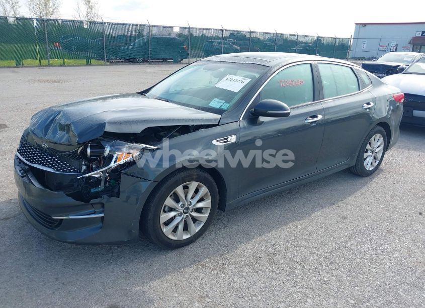 Photo 2 of 2016 Kia Optima EX (VIN 5XXGU4L39GG010289)