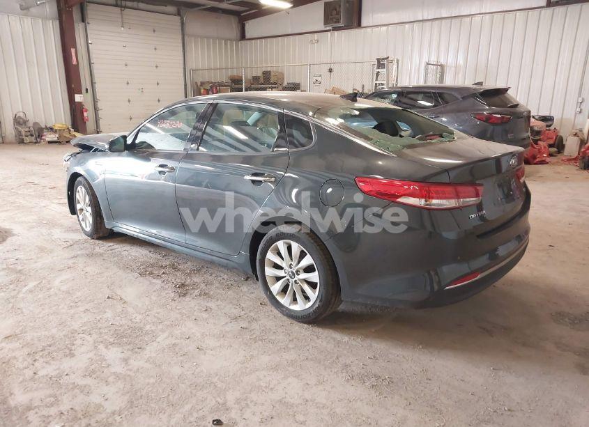 Photo 3 of 2016 Kia Optima EX (VIN 5XXGU4L39GG010289)