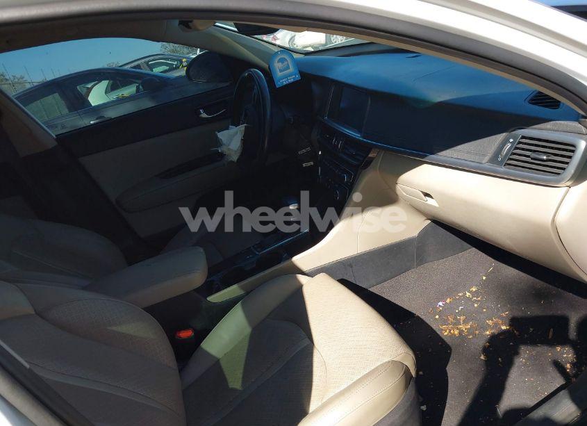 Photo 5 of 2016 Kia Optima EX (VIN 5XXGU4L39GG011524)