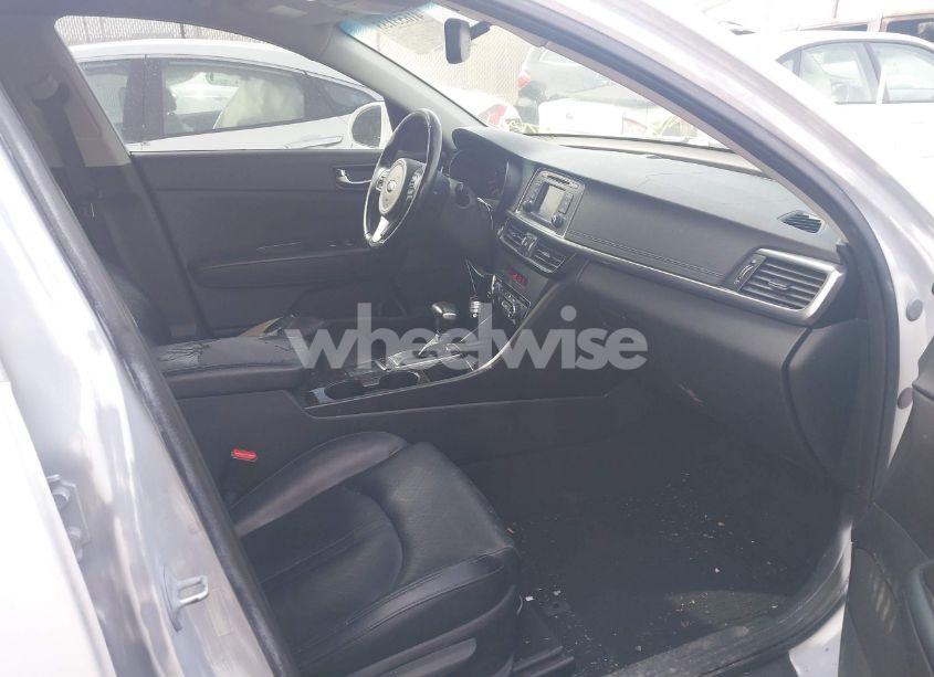 Photo 5 of 2016 Kia Optima EX (VIN 5XXGU4L39GG041624)