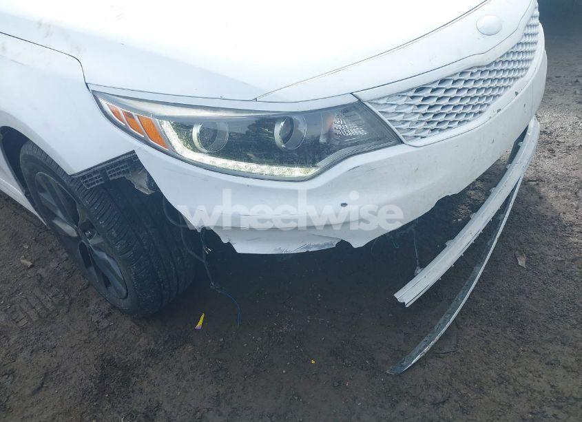 Photo 6 of 2016 Kia Optima EX (VIN 5XXGU4L39GG041624)