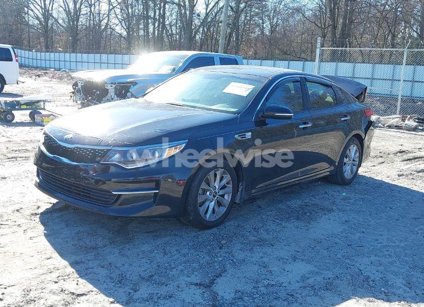 Photo 2 of 2016 Kia Optima EX (VIN 5XXGU4L39GG051022)
