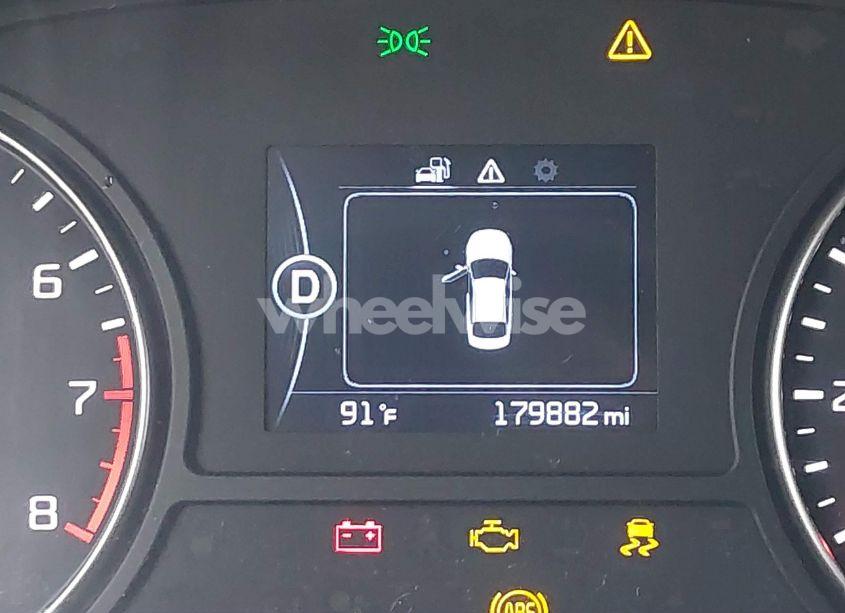 Photo 16 of 2016 Kia Optima EX (VIN 5XXGU4L39GG052820)