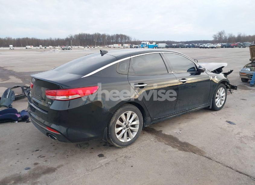 Photo 4 of 2016 Kia Optima EX (VIN 5XXGU4L39GG052820)