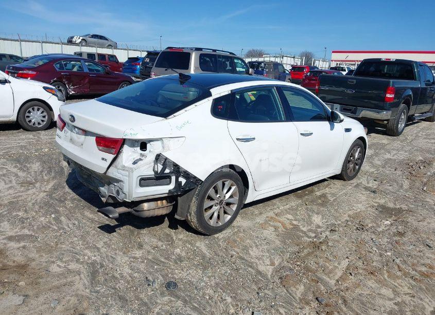 Photo 4 of 2016 Kia Optima EX (VIN 5XXGU4L39GG064837)