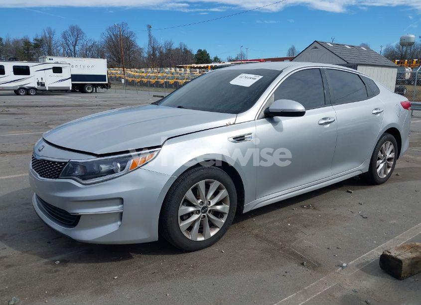 Photo 6 of 2016 Kia Optima EX (VIN 5XXGU4L39GG081251)