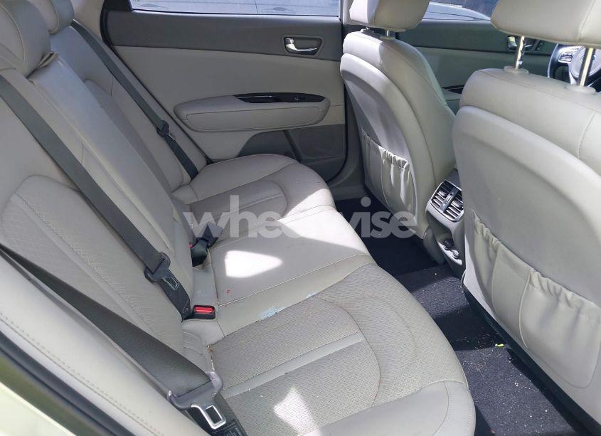 Photo 8 of 2016 Kia Optima EX (VIN 5XXGU4L39GG081251)