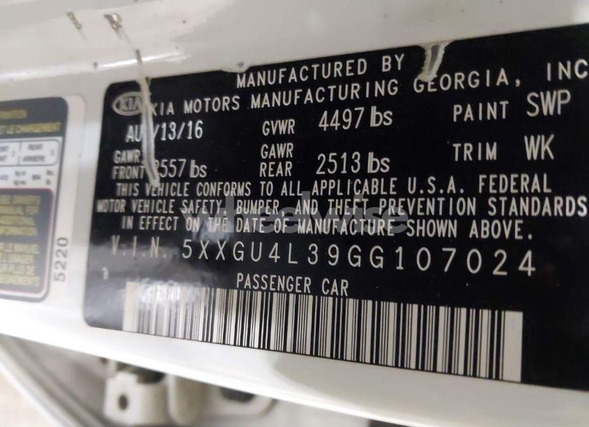 Photo 9 of 2016 Kia Optima EX (VIN 5XXGU4L39GG107024)