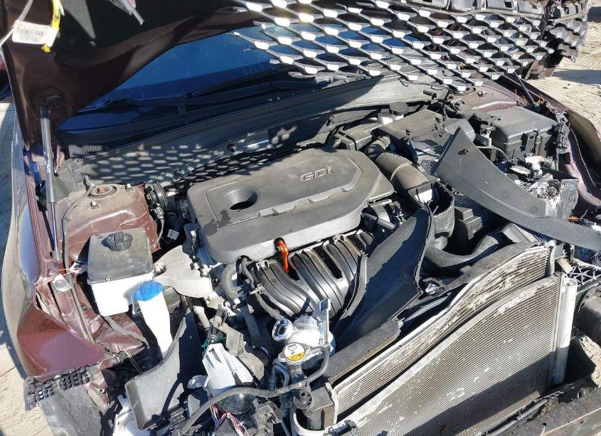 Photo 10 of 2017 Kia Optima EX (VIN 5XXGU4L39HG153115)