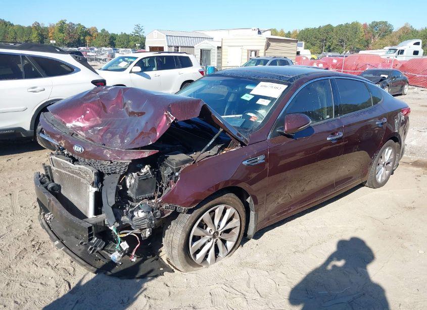 Photo 2 of 2017 Kia Optima EX (VIN 5XXGU4L39HG153115)