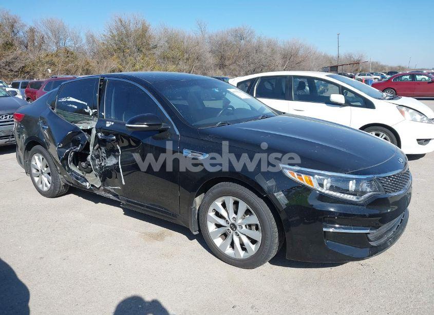 Photo 13 of 2017 Kia Optima EX (VIN 5XXGU4L39HG157889)