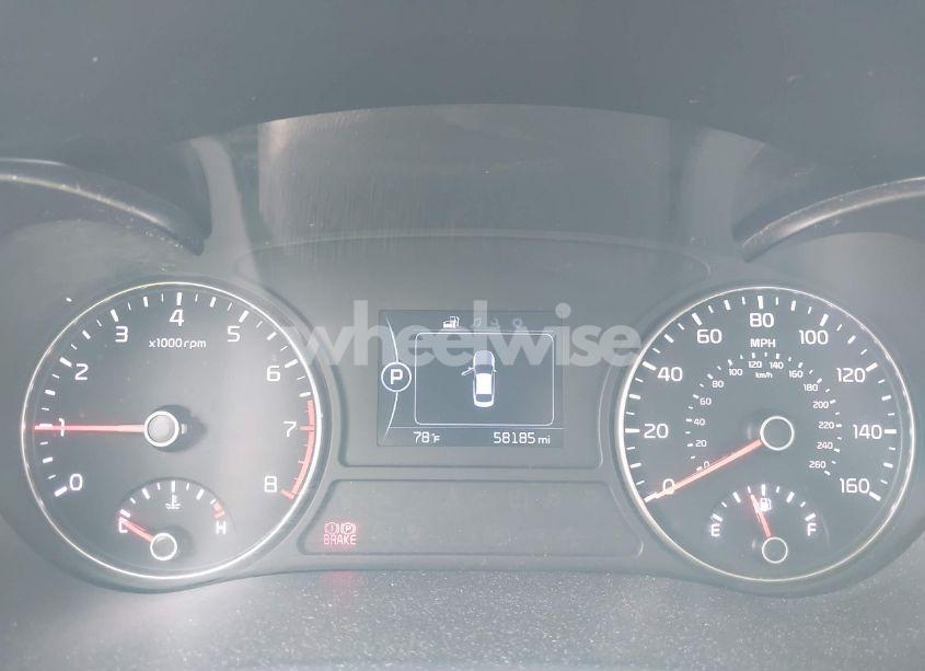 Photo 7 of 2018 Kia Optima EX (VIN 5XXGU4L39JG179008)