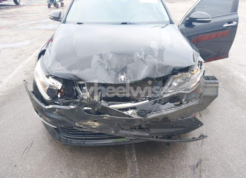 Photo 6 of 2018 Kia Optima EX (VIN 5XXGU4L39JG209317)