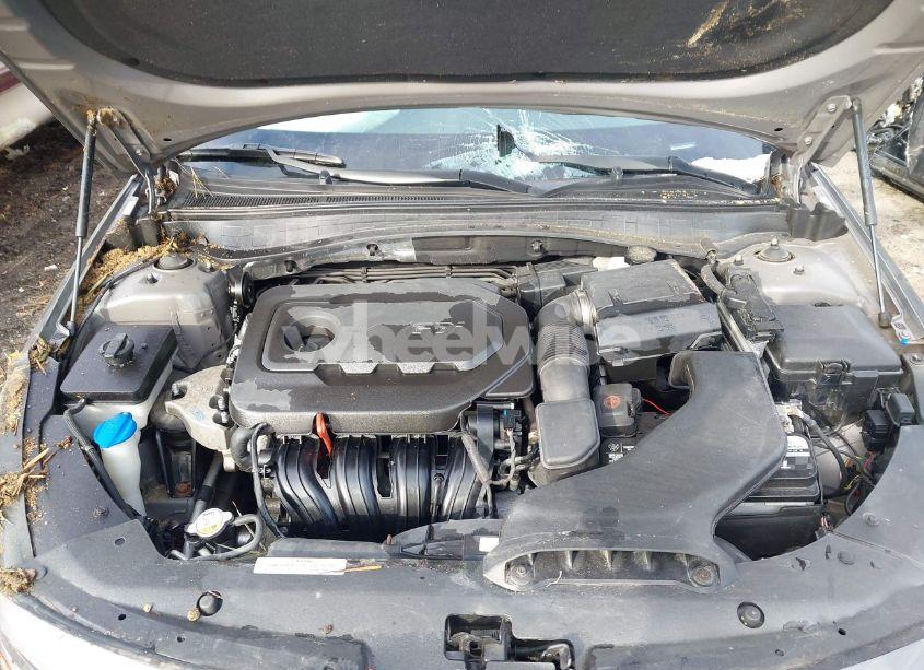 Photo 10 of 2018 Kia Optima EX (VIN 5XXGU4L39JG220852)
