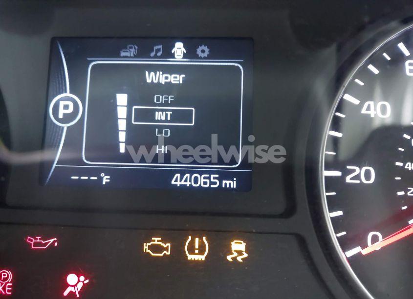 Photo 16 of 2018 Kia Optima EX (VIN 5XXGU4L39JG220852)