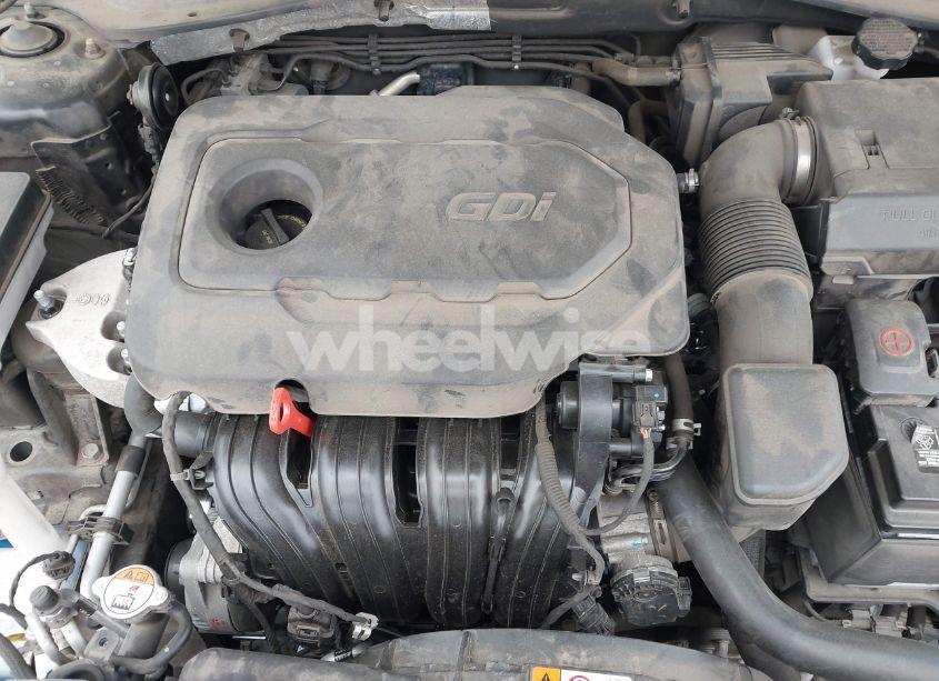 Photo 10 of 2018 Kia Optima EX (VIN 5XXGU4L39JG237859)