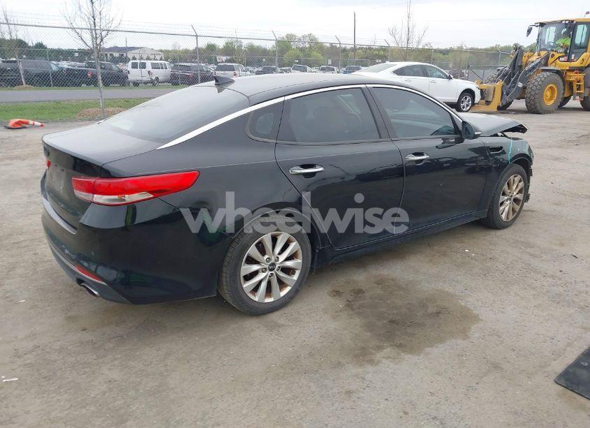 Photo 4 of 2018 Kia Optima EX (VIN 5XXGU4L39JG237859)
