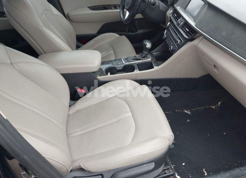 Photo 5 of 2018 Kia Optima EX (VIN 5XXGU4L39JG237859)