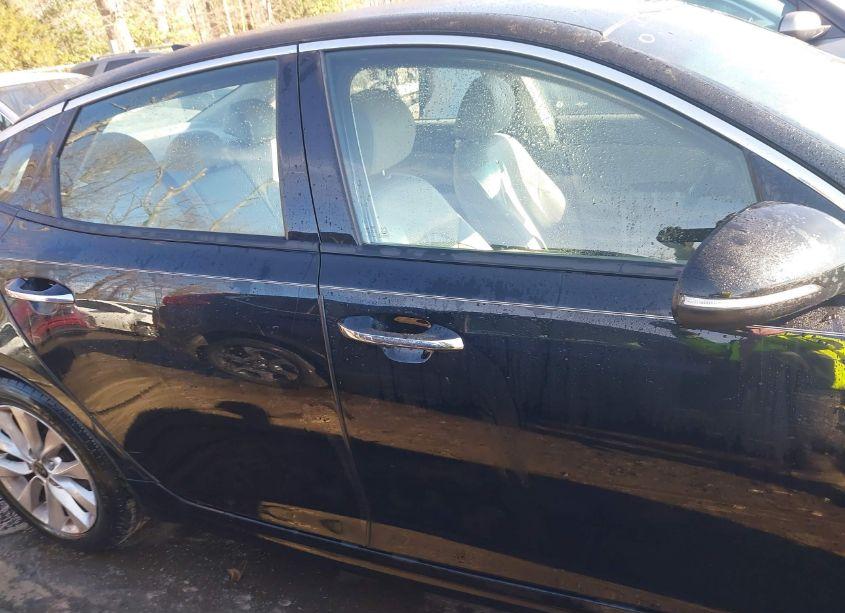 Photo 13 of 2018 Kia Optima EX (VIN 5XXGU4L39JG245606)