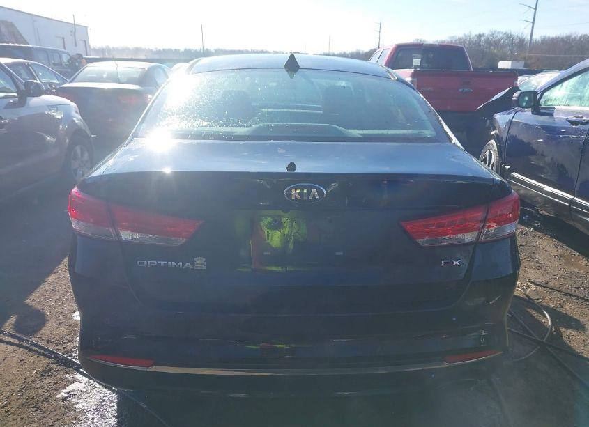 Photo 16 of 2018 Kia Optima EX (VIN 5XXGU4L39JG245606)