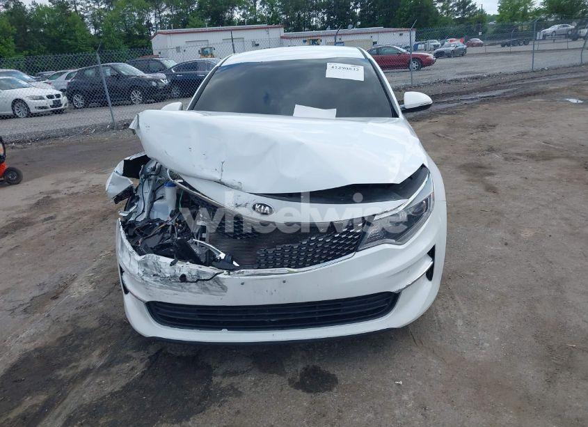 Photo 12 of 2018 Kia Optima EX (VIN 5XXGU4L39JG252068)