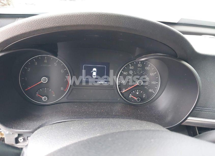 Photo 7 of 2018 Kia Optima EX (VIN 5XXGU4L39JG252068)