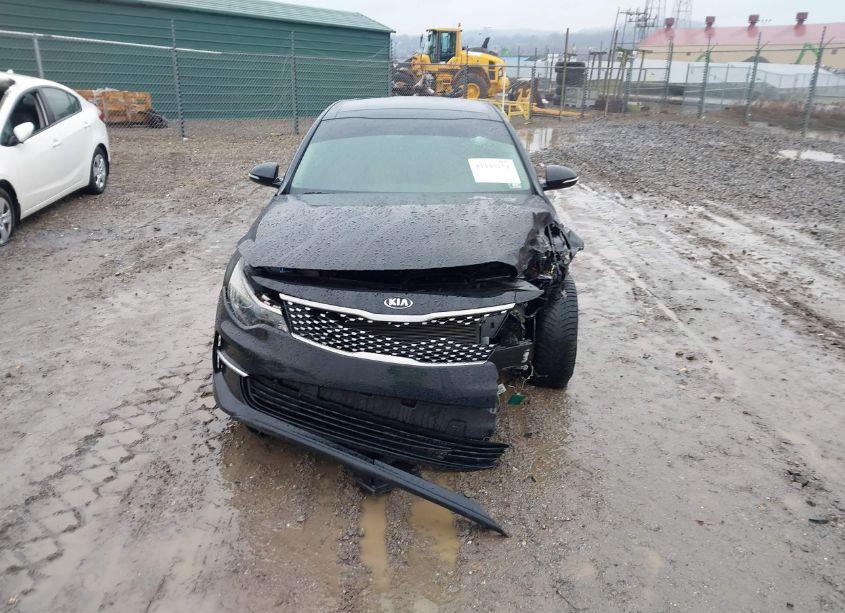 Photo 12 of 2018 Kia Optima EX (VIN 5XXGU4L39JG252975)